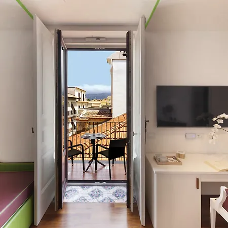 La Casa Dell'Orologio - Main Square Hotel Sorrento Exterior photo